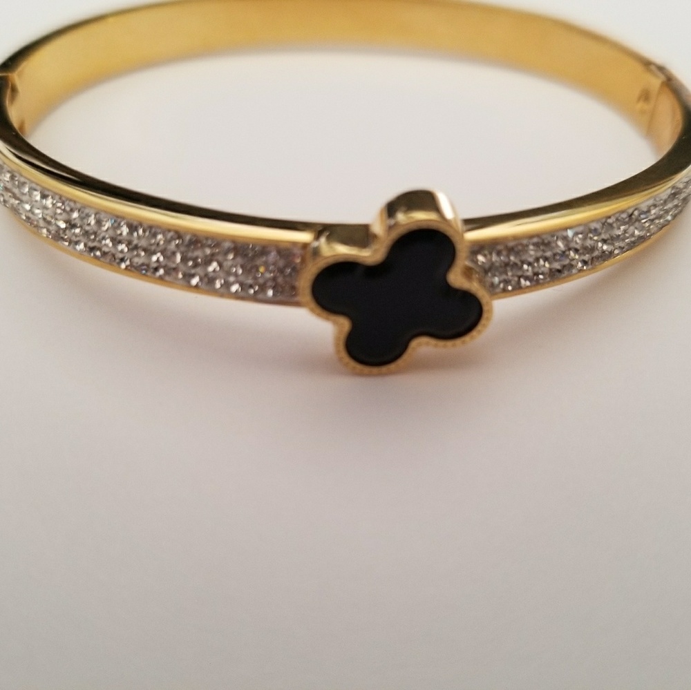 Clover Gold Bracelet With crystal Stone, Four Leaf Black Clover, - Picture 2 of 8